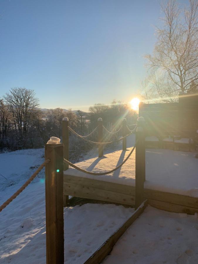 River Huts, Highland River Retreat With Hot Tub インヴァネス エクステリア 写真