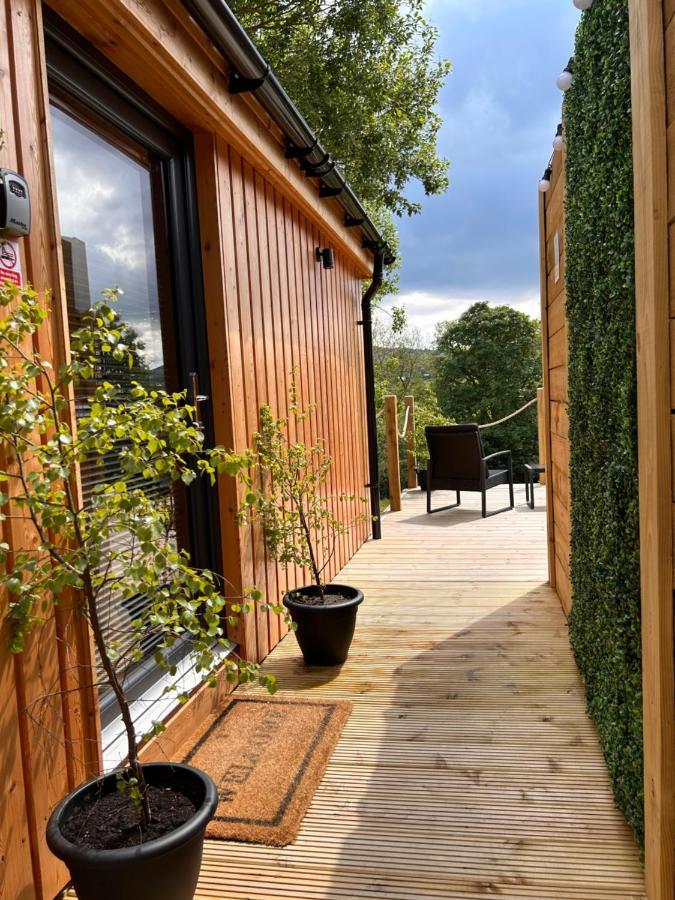 River Huts, Highland River Retreat With Hot Tub インヴァネス エクステリア 写真