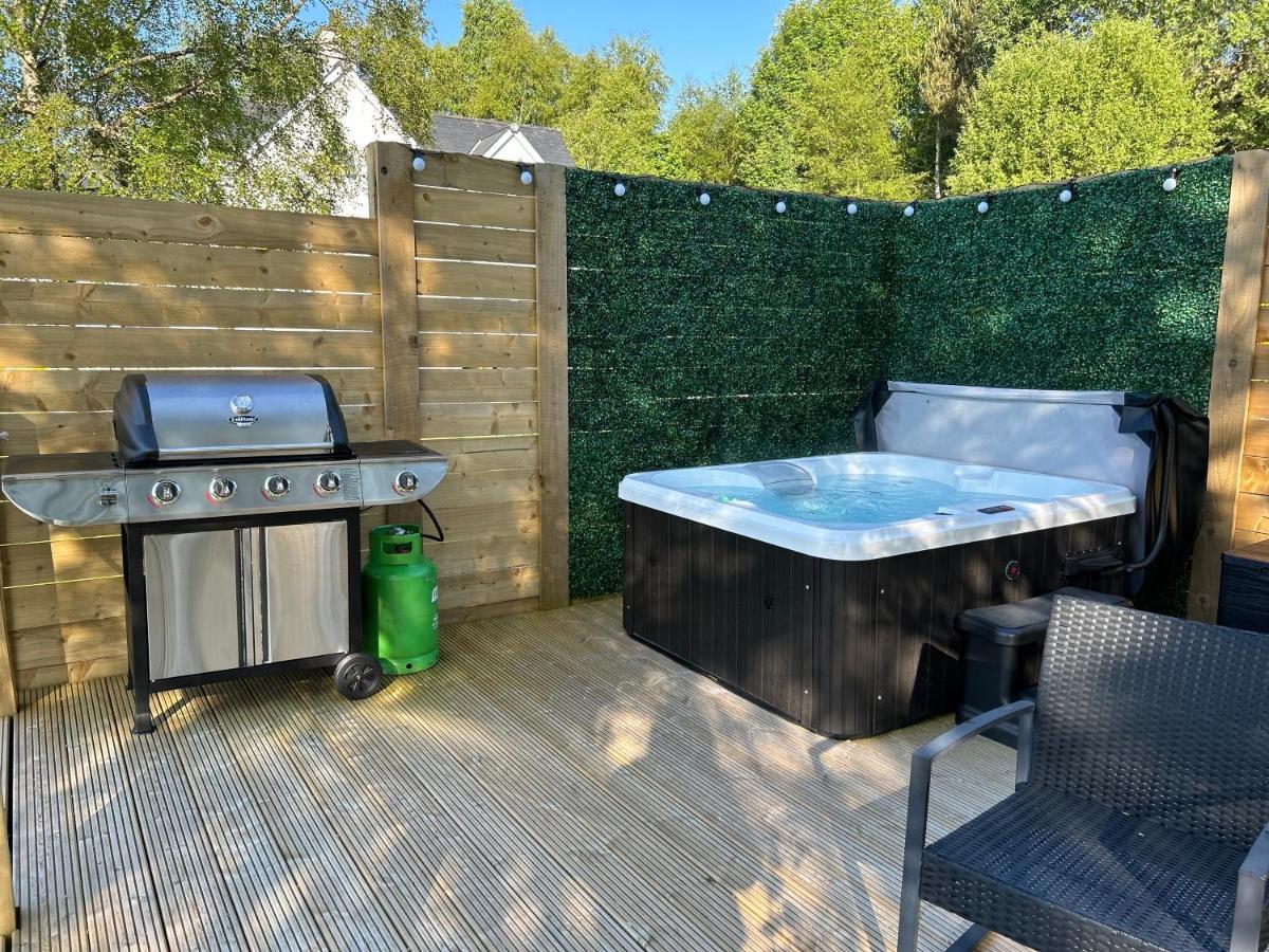 River Huts, Highland River Retreat With Hot Tub インヴァネス エクステリア 写真